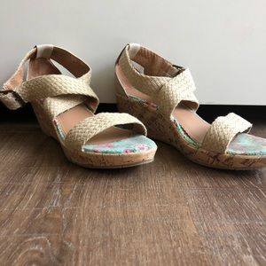 Tan Wedges
